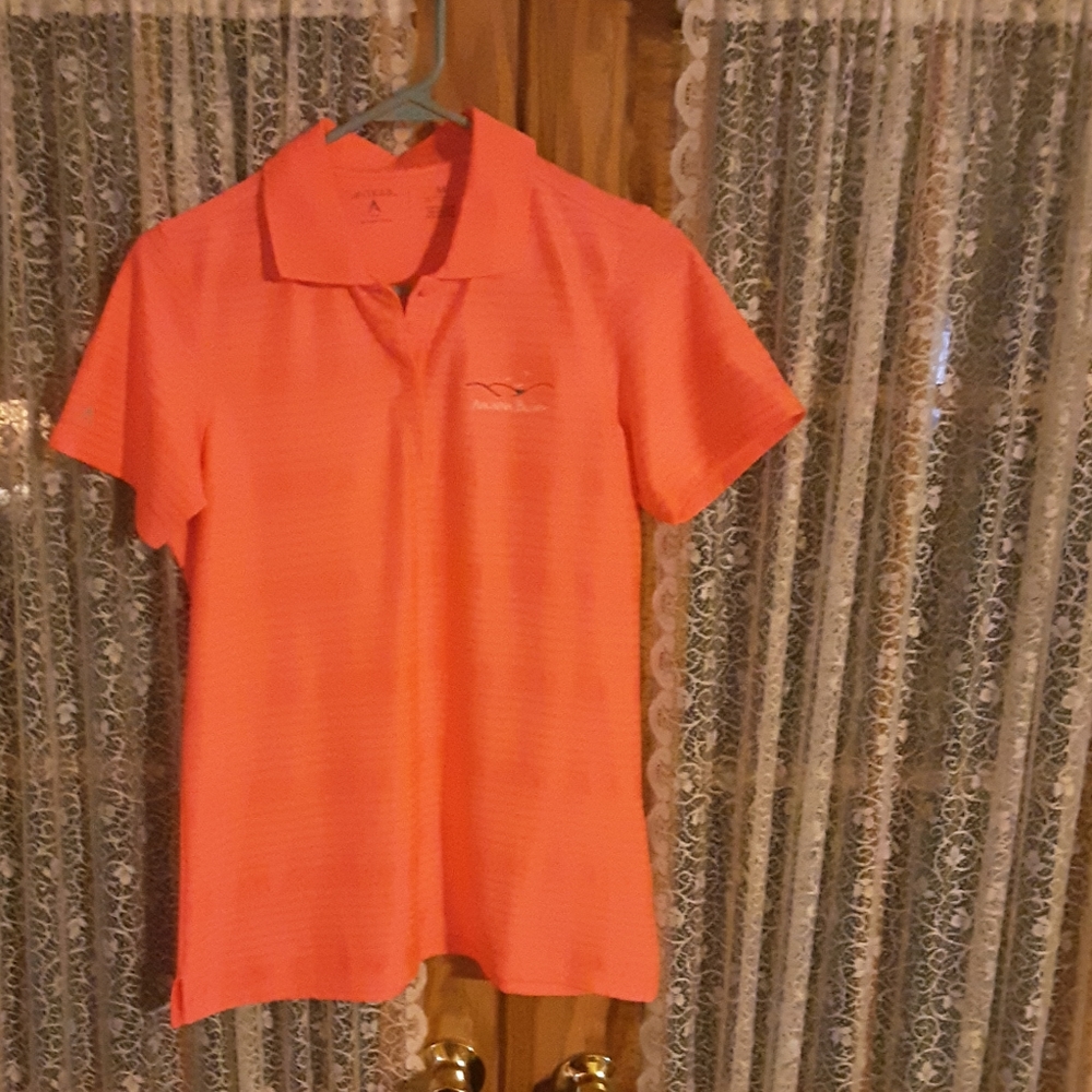Women's golf shirt